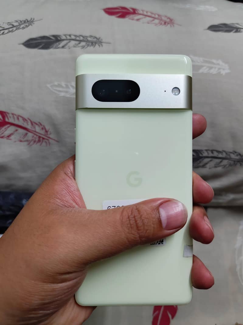 Google Pixel 7 5