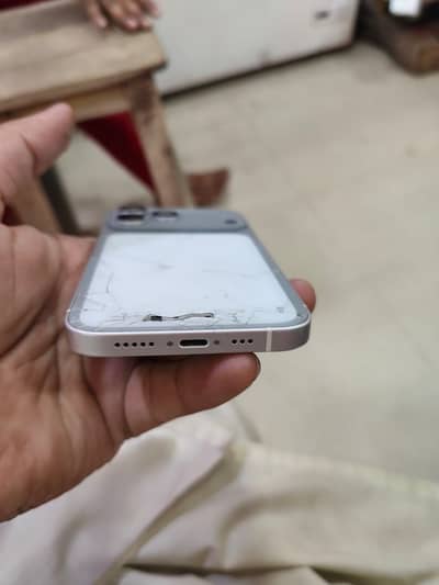 Apple iPhone 12