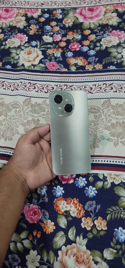 Tecno Spark Go 1 4gb 128gb totally original only mobile