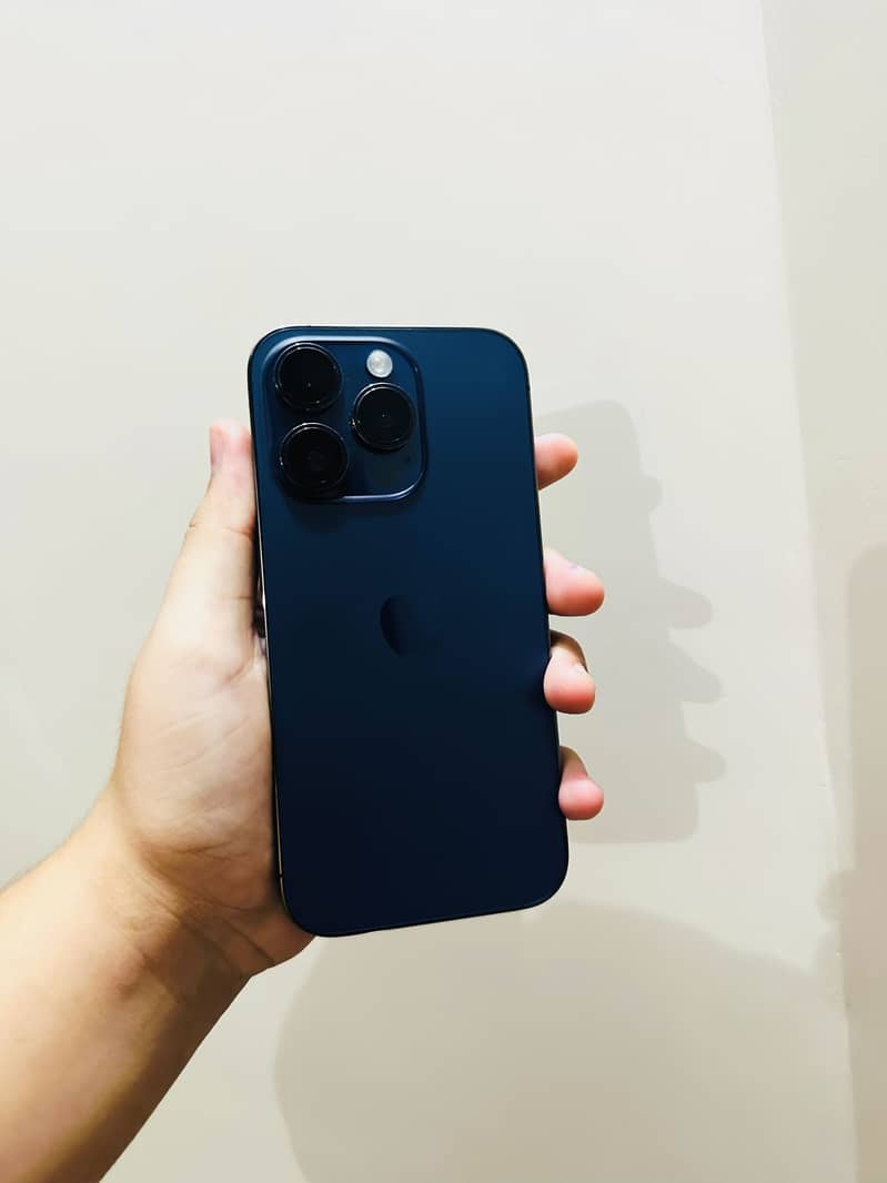 Apple iPhone 14 Pro 0