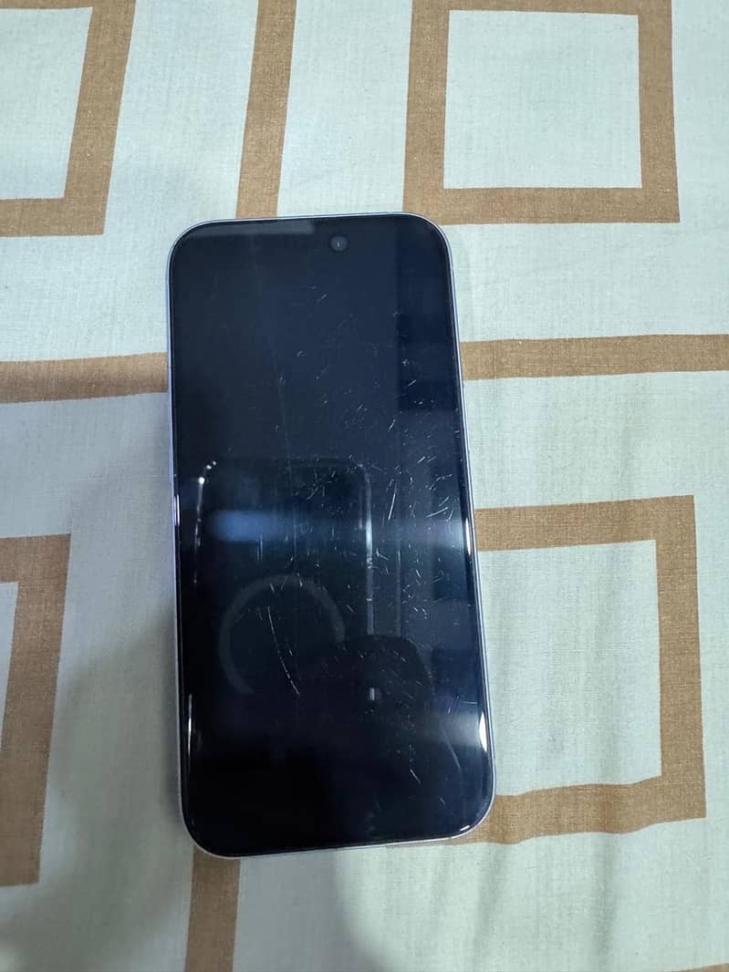 Apple iPhone 15 2