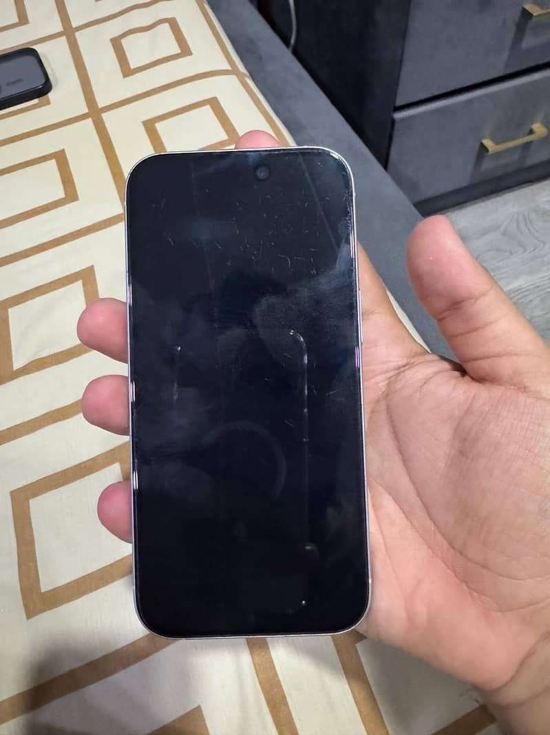 Apple iPhone 15 11