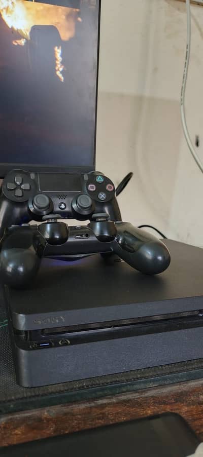 Ps4 slim