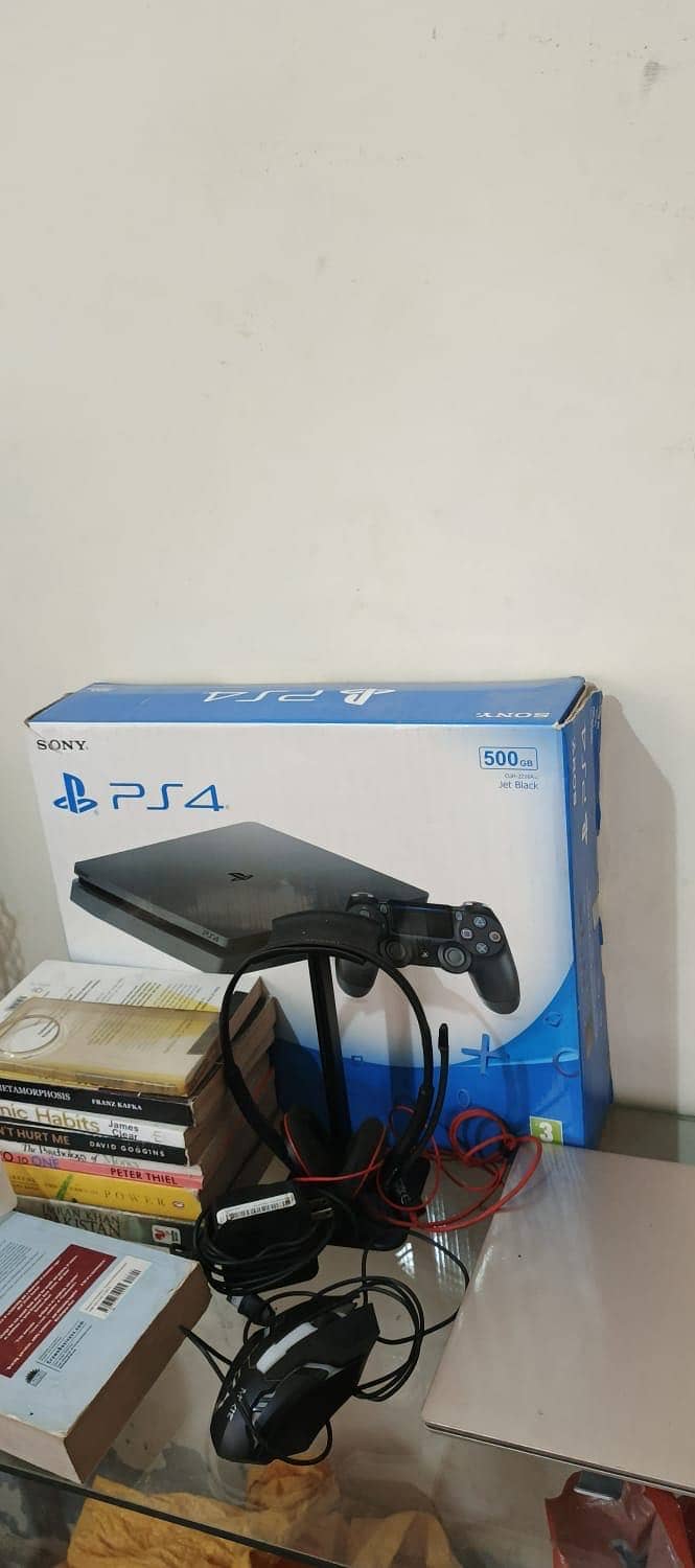 Ps4 slim 2