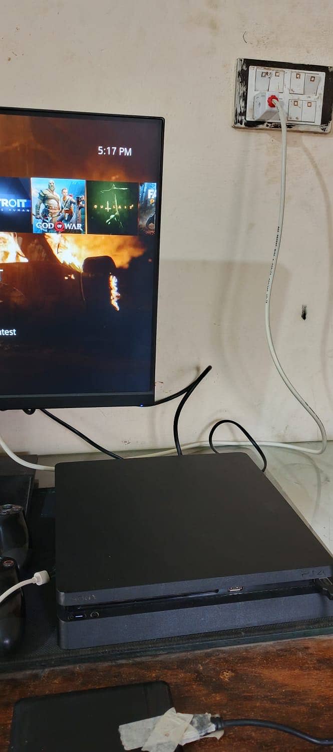 Ps4 slim 3