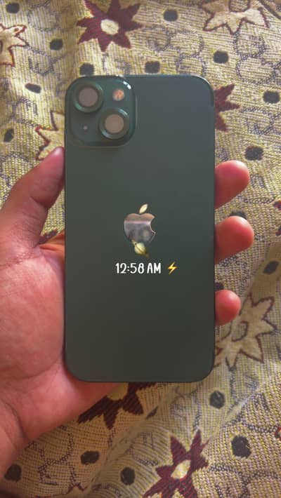 Apple iPhone 13