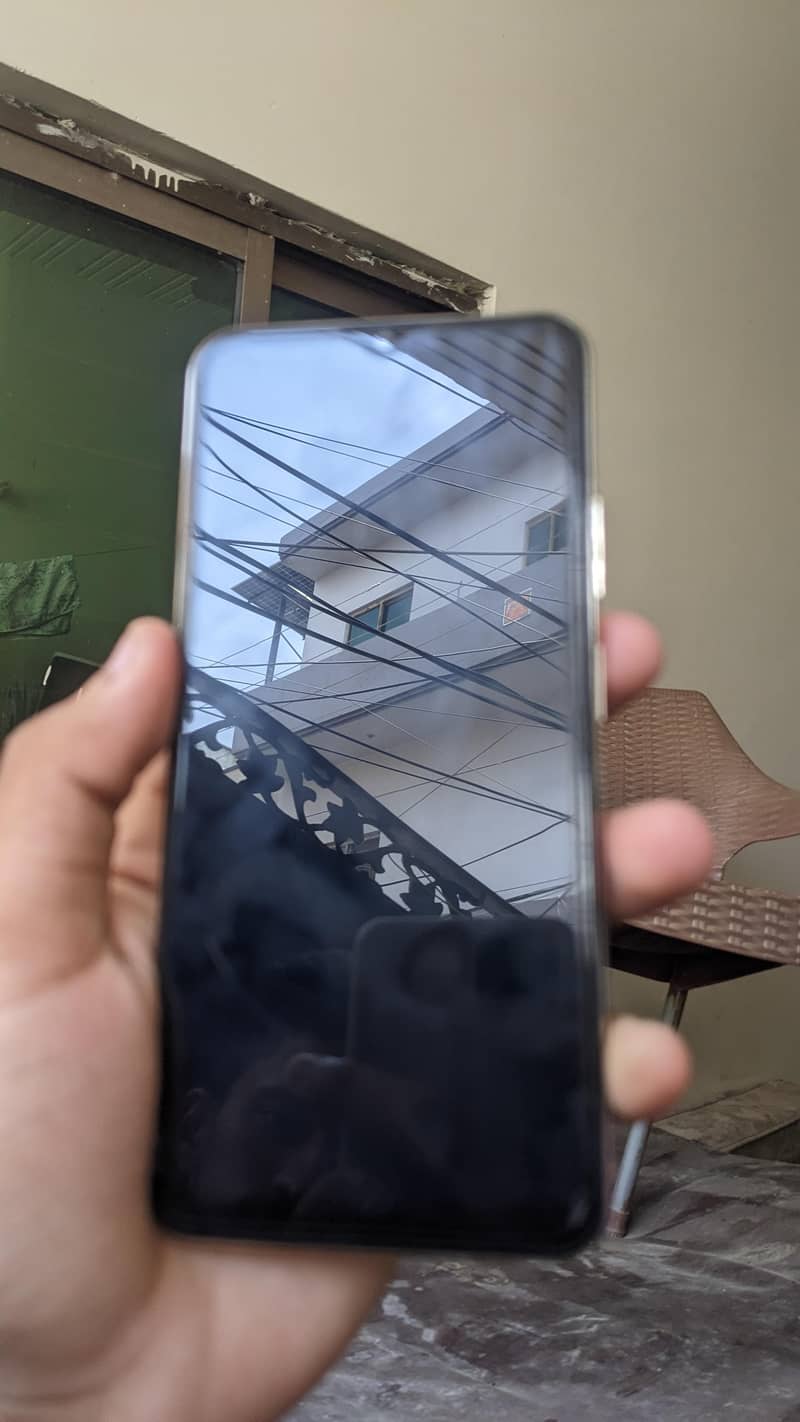Note 30  6/128 kit 3