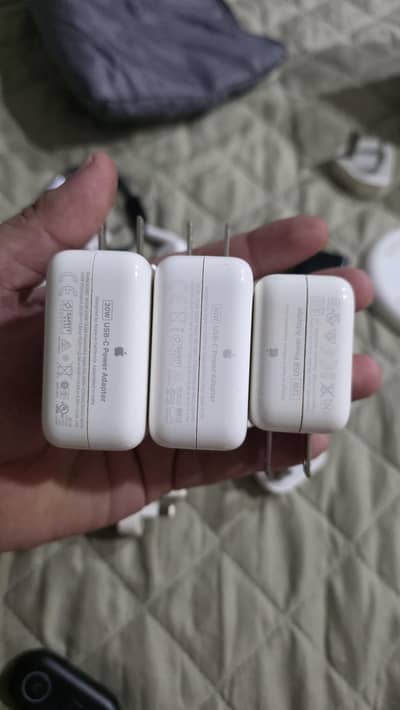 apple adapters , airflys