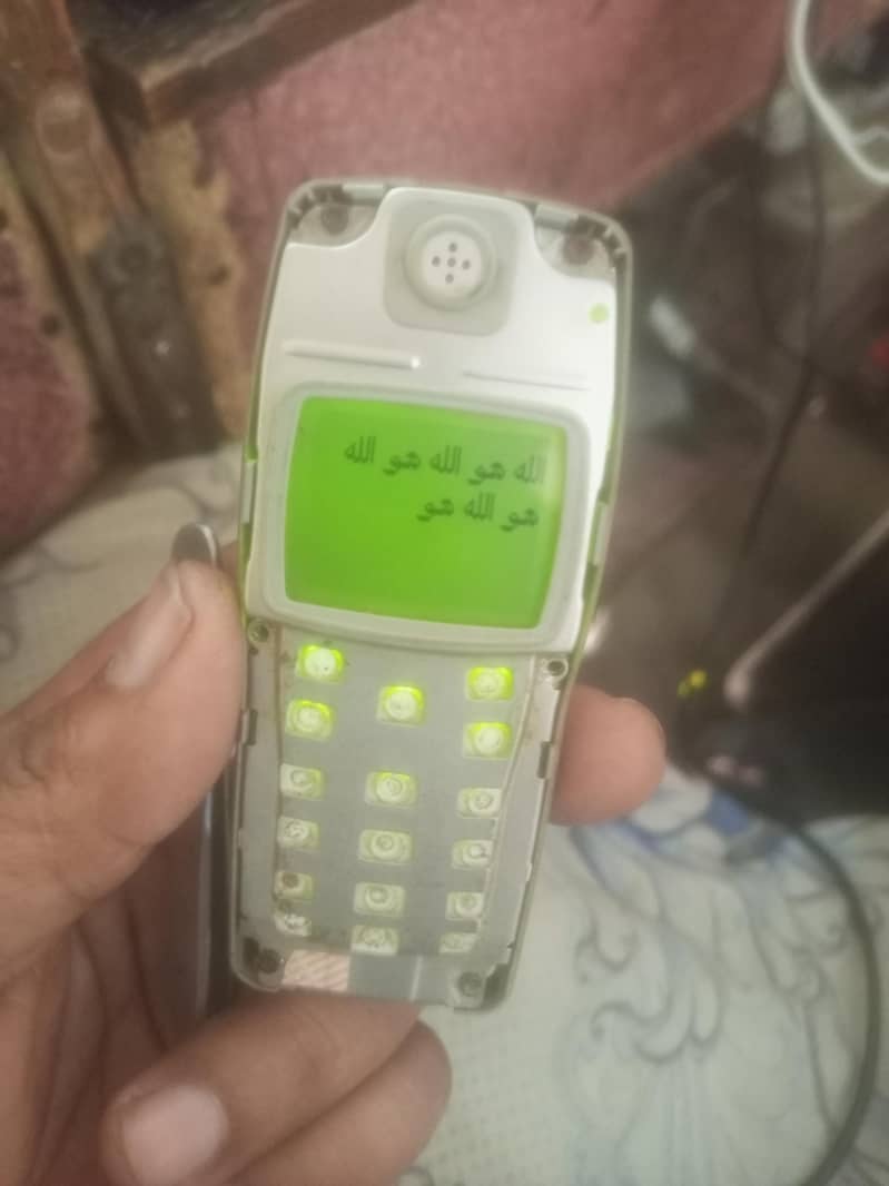 Nokia 1100 5