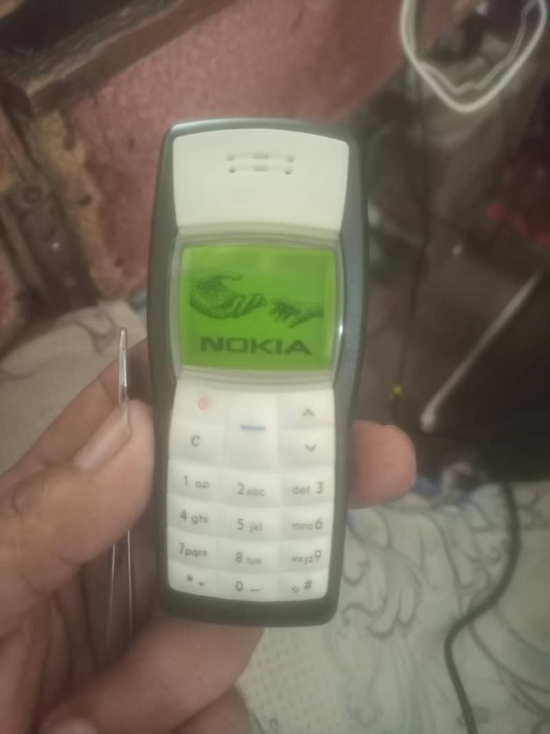 Nokia 1100 6