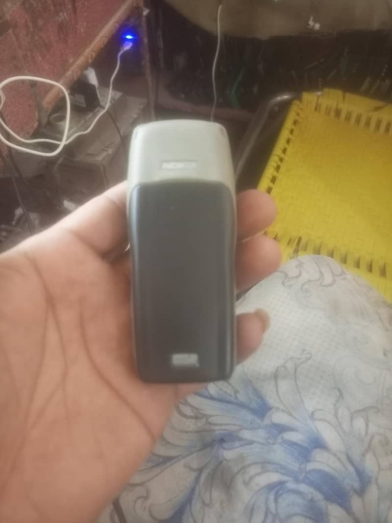 Nokia 1100 9