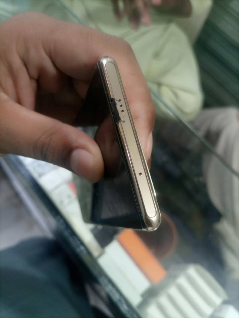 Infinix Zero 30 3