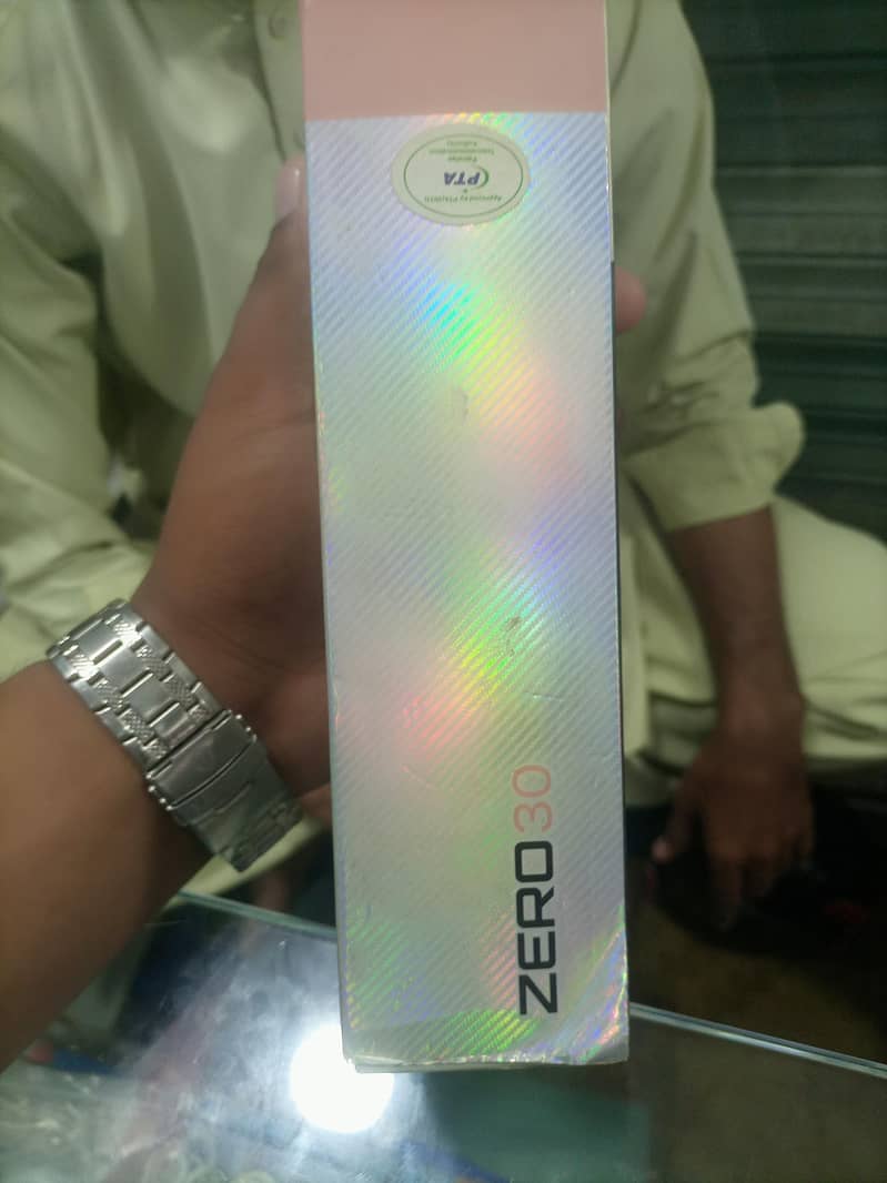 Infinix Zero 30 7