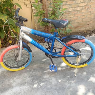 boys cycle in good condition 16 size