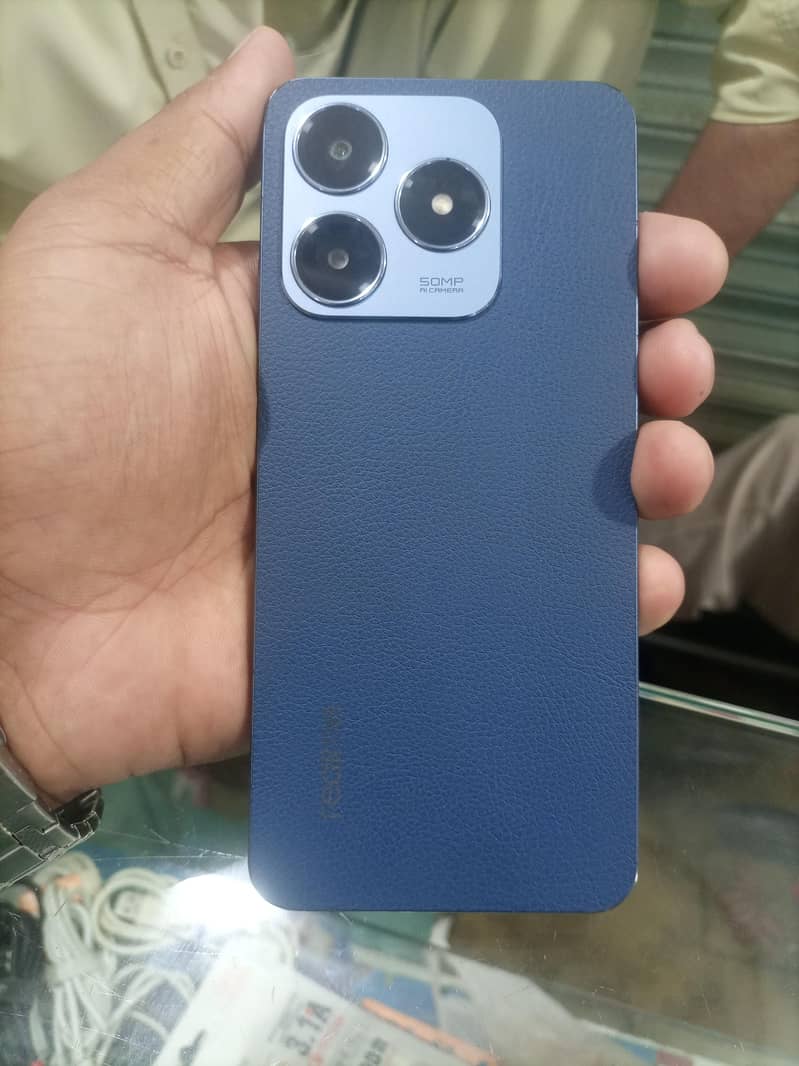Realme C53 0