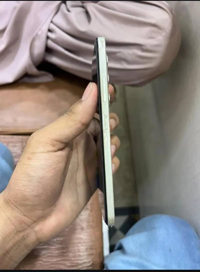 Itel S25 1