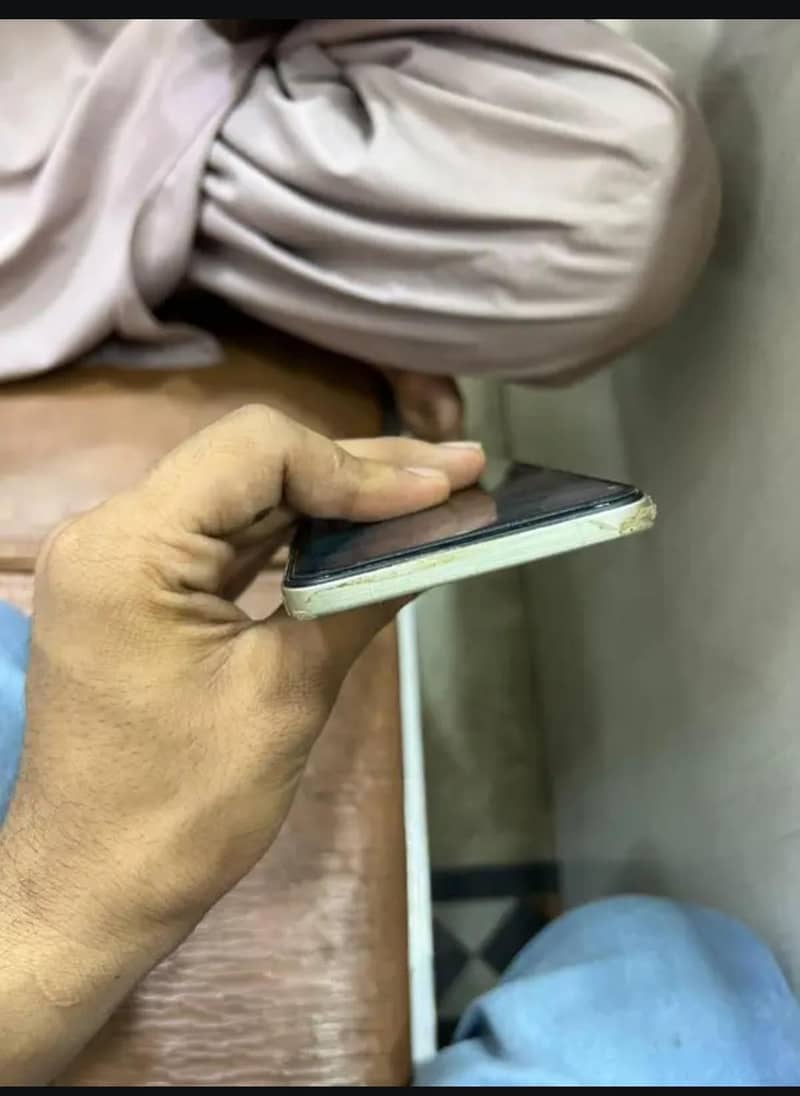 Itel S25 4