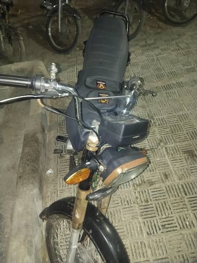 unique bike model 2019 engine seald