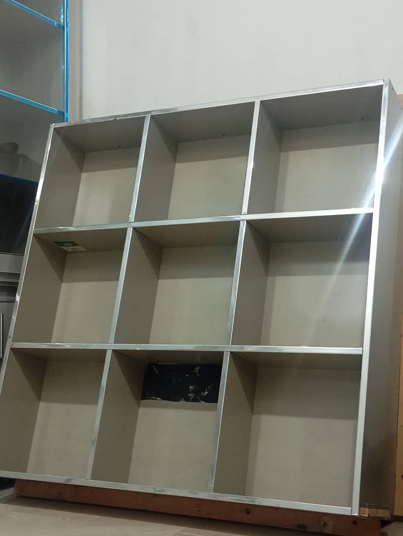 4×4 فٹ کے 2 مضبوط ریک / شیلف برائے فروخت – دو عدد دستیاب 1