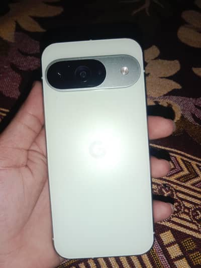 Google Pixel 9