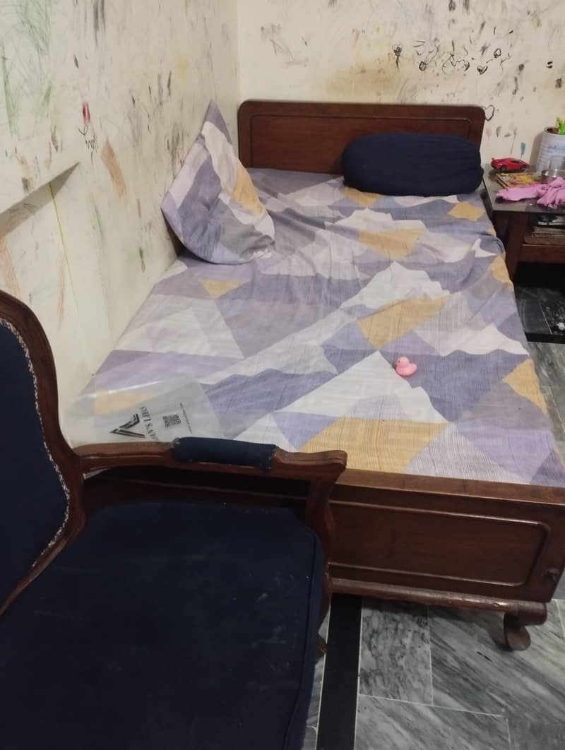 2 single beds 1