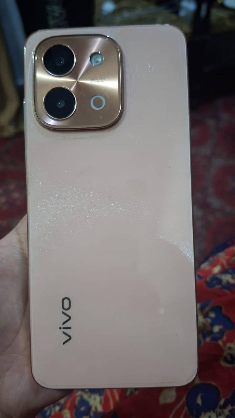 Vivo Y28 8/128Gb. . oppoA6c 4/64GB and vivoy17s 6/128GB 0