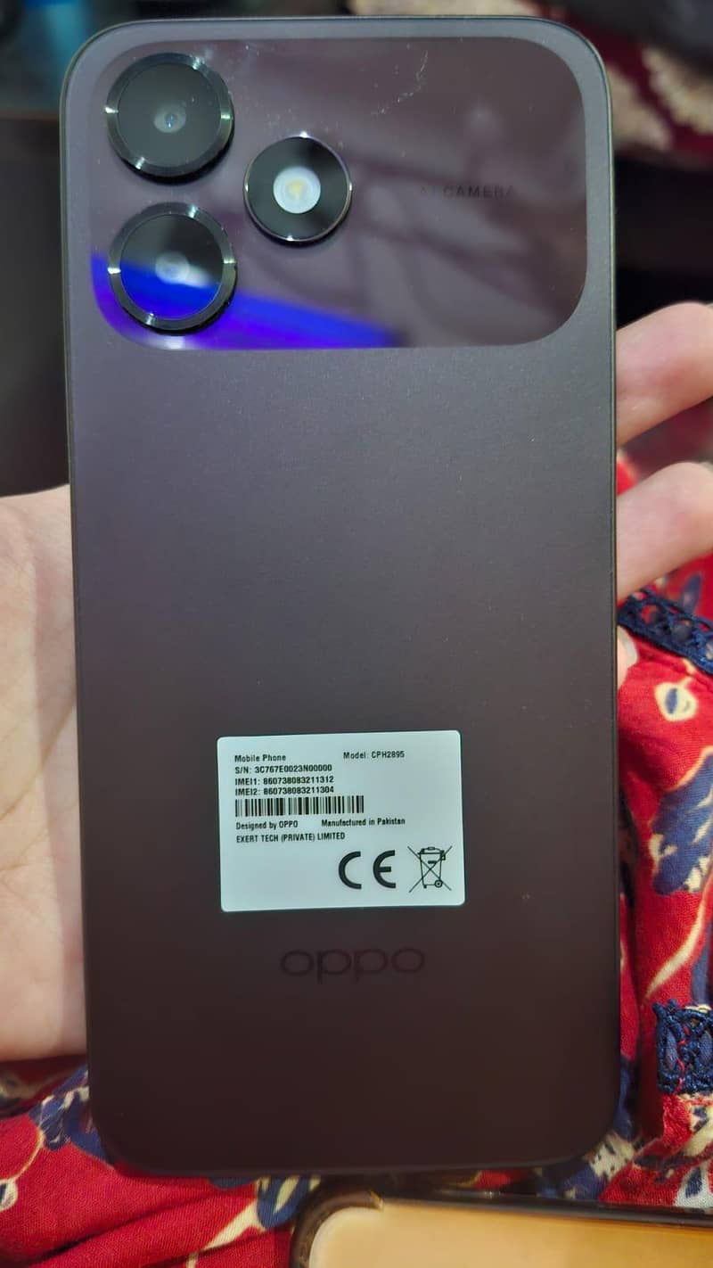 Vivo Y28 8/128Gb. . oppoA6c 4/64GB and vivoy17s 6/128GB 4