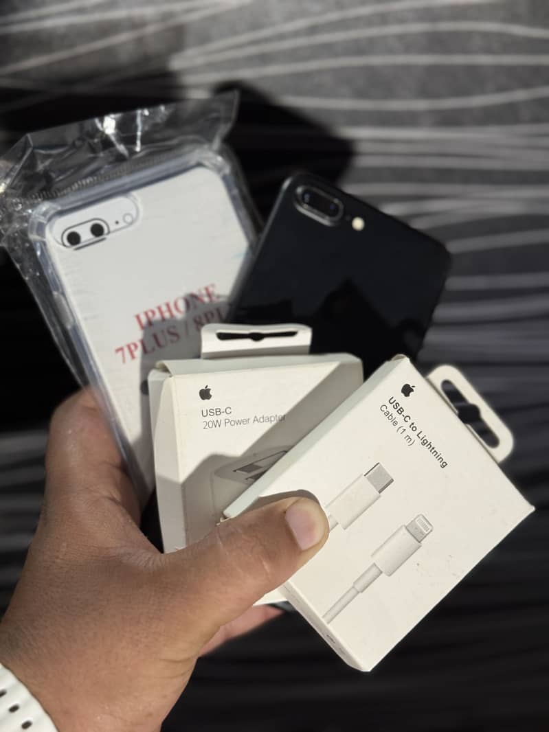 Apple iPhone 7 Plus 7