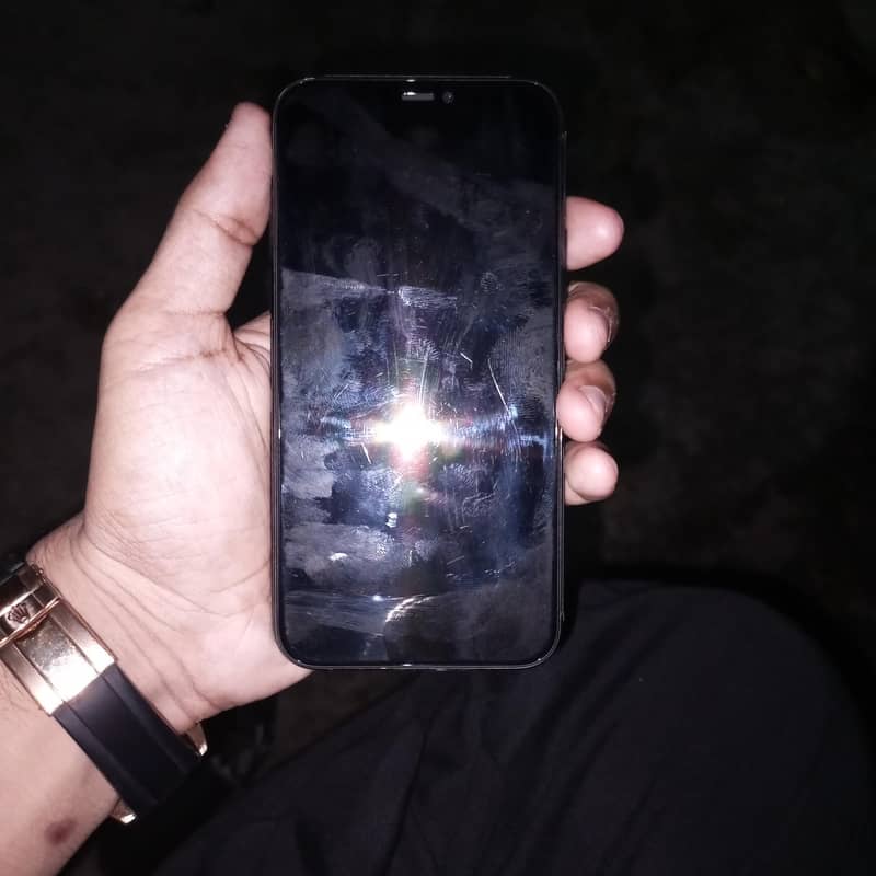 Apple iPhone 11 Pro 1