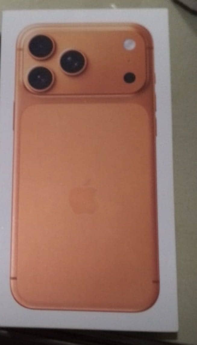 Apple iPhone 17 Pro Max 0