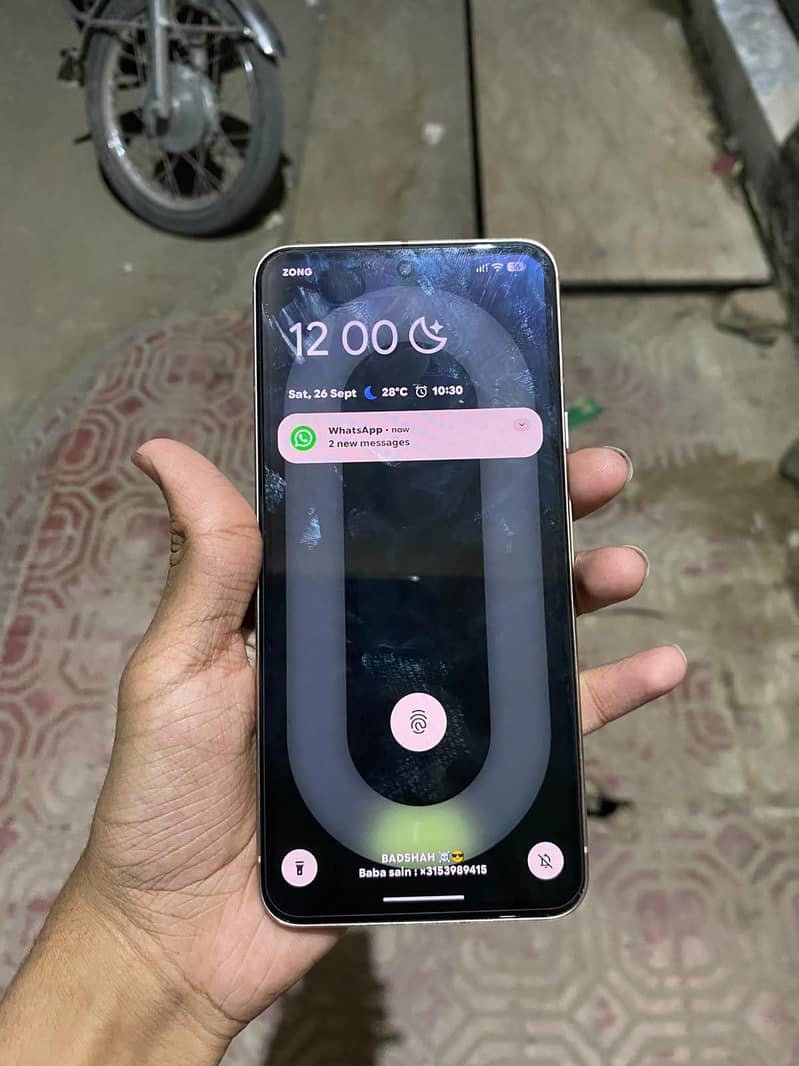 Google Pixel 8 1