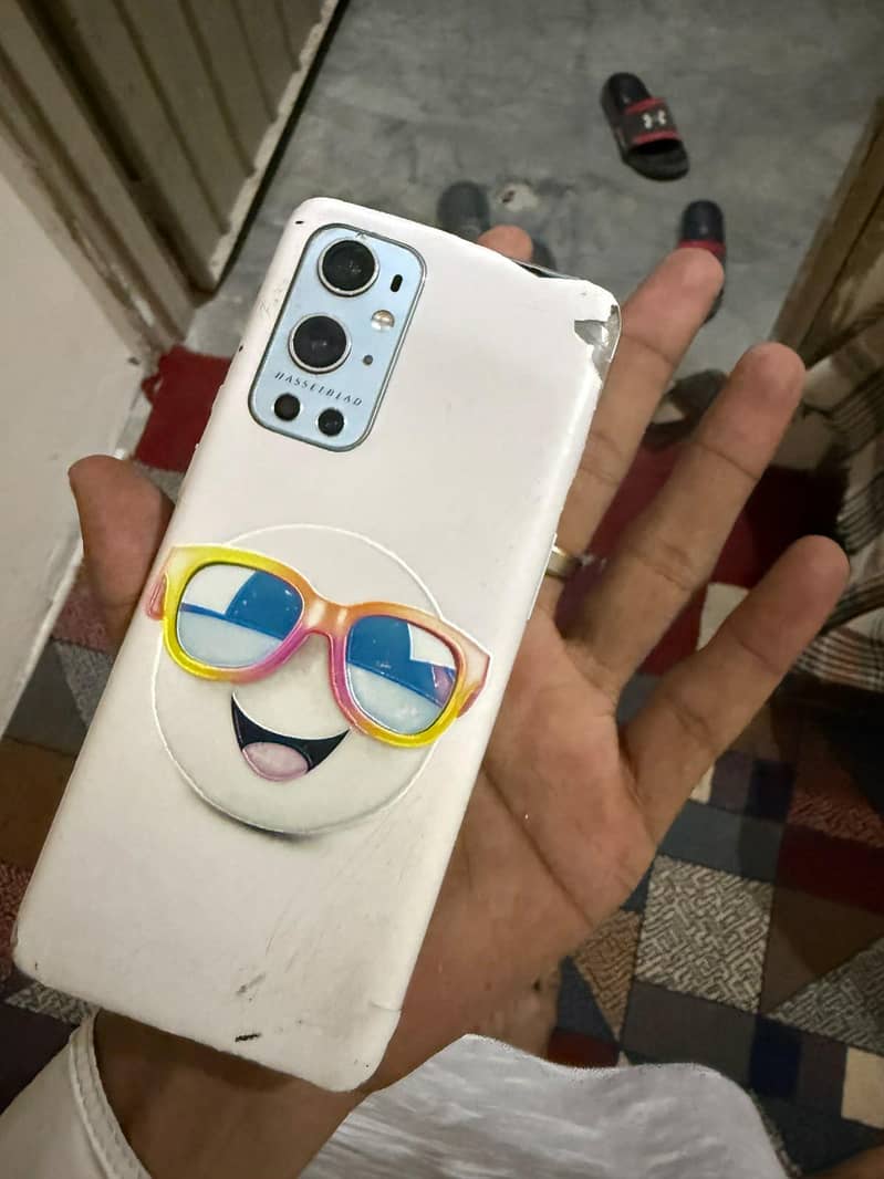 One Plus 9 Pro 5