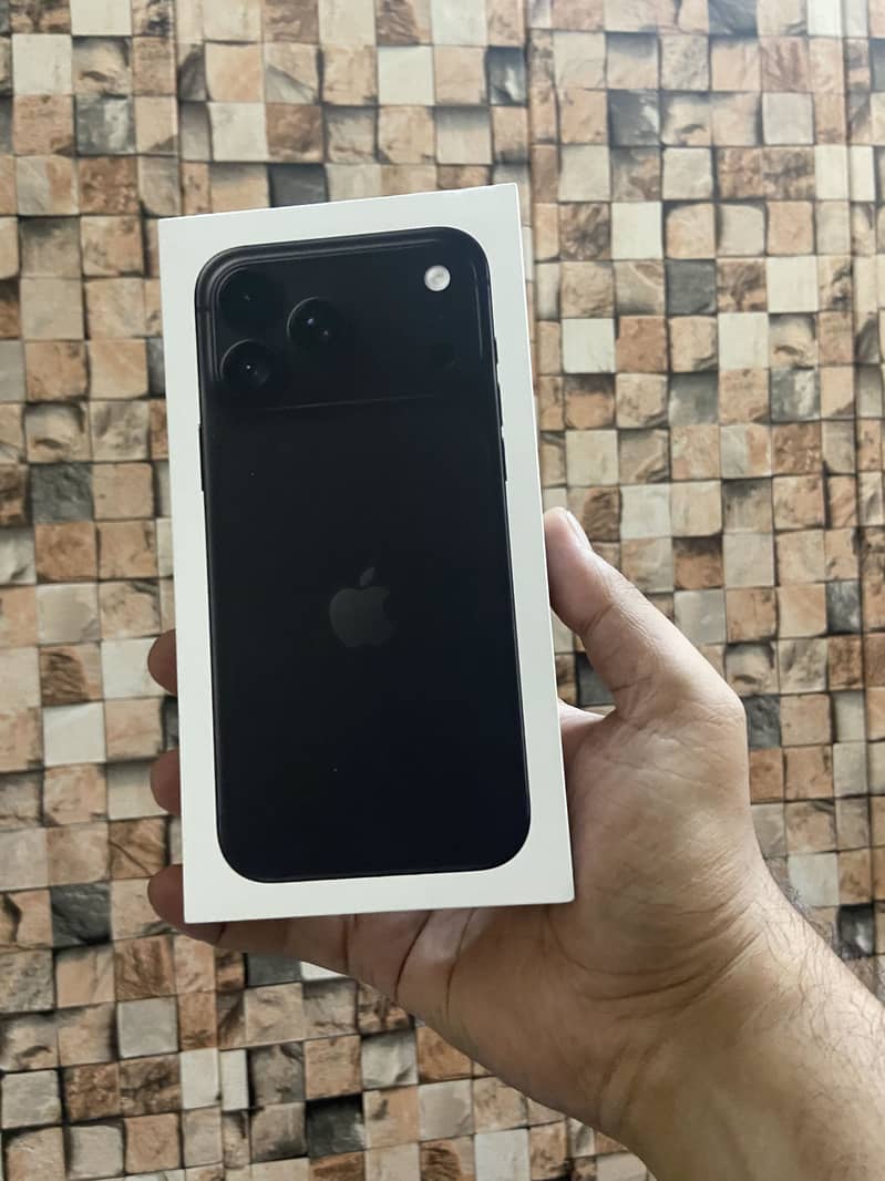 Apple iPhone 18 Pro Max 0