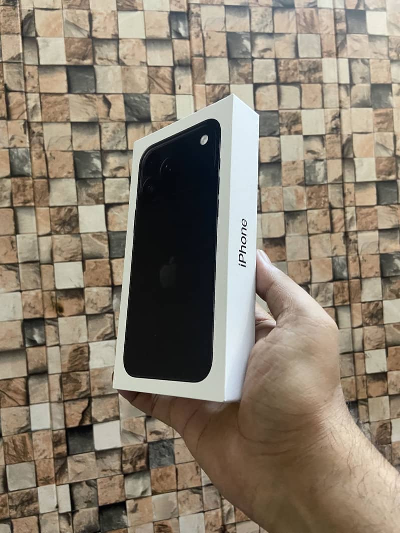 Apple iPhone 18 Pro Max 1