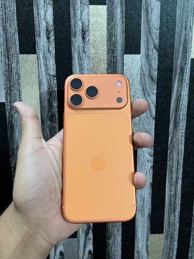 Apple iPhone 17 Pro Max [Factory Unlocked]