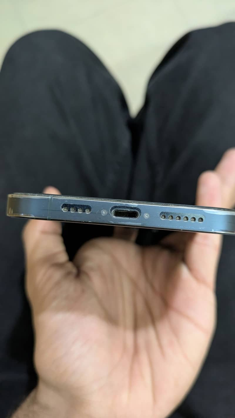 Apple iPhone 12 Pro Max 5