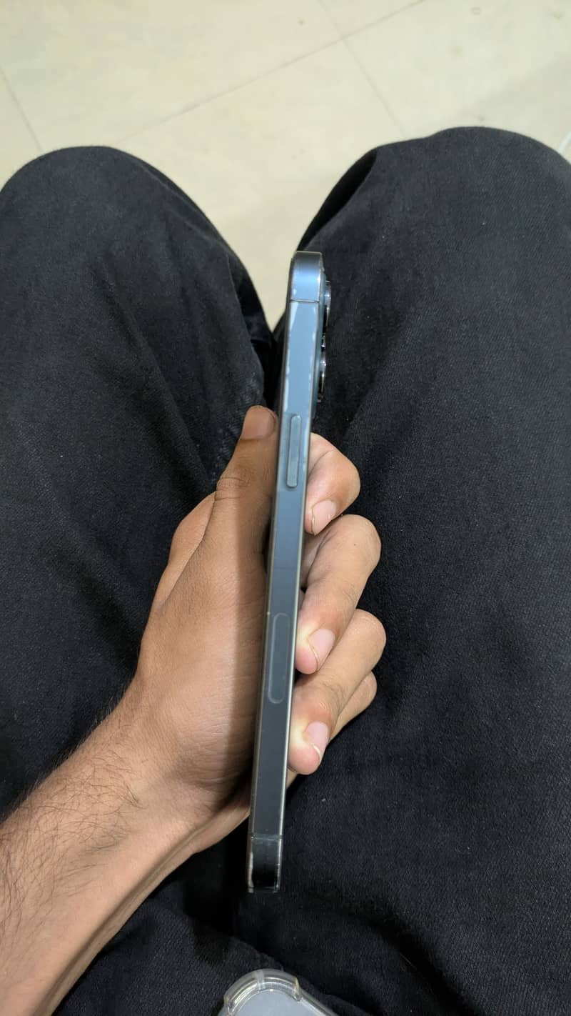 Apple iPhone 12 Pro Max 6