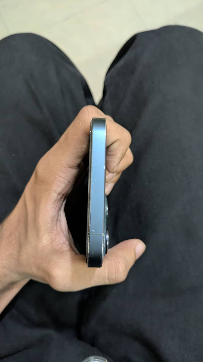 Apple iPhone 12 Pro Max 8