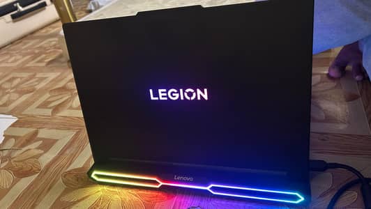 Legion Pro 7i,  Intel Core Ultra 9, RTX 5080, 32GB/2TB, QHD  OLED