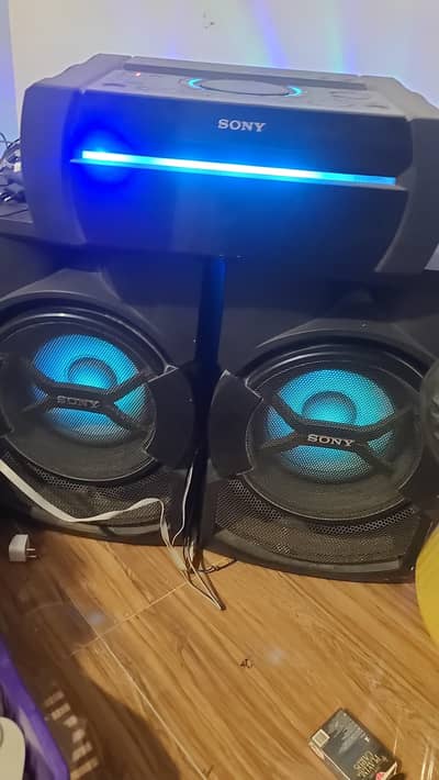 sony Shake X70D