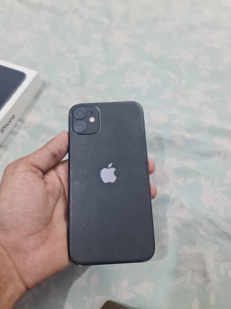 iPhone 11 0
