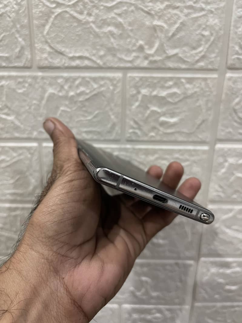 Samsung Mobile Note 10 Plus 4