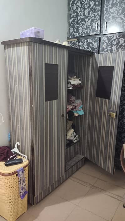 2 door lamination good condition