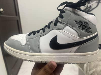 Latest collection of branded sneakers available now