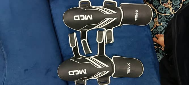 New XXL shin pads for MMA,kickboxing and muay thi
