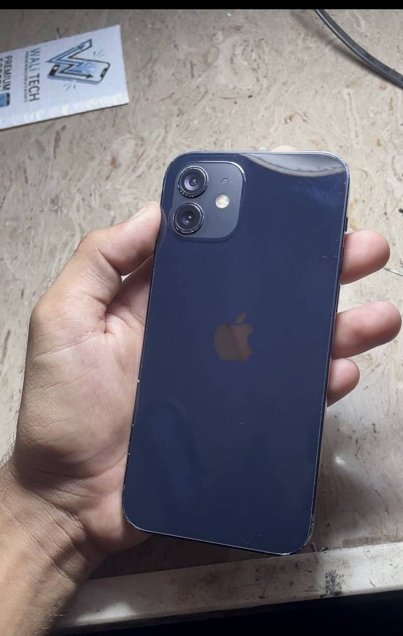 Apple iPhone 12 0
