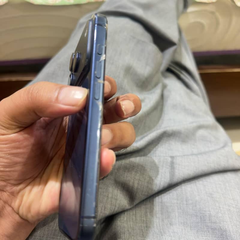 Apple iPhone 17 Pro 4