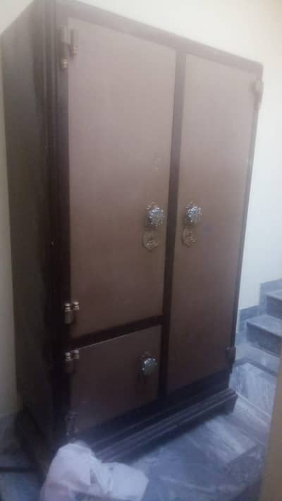 Safe 2 door iron made