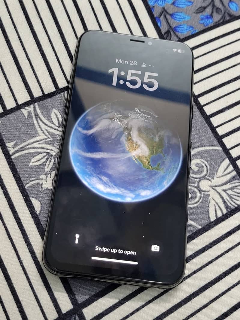 Apple iPhone X 1