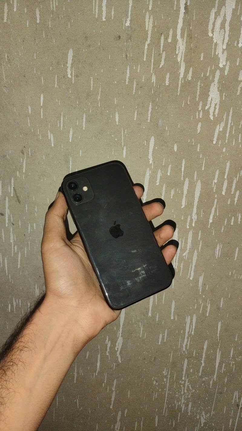 Apple iPhone 11 - Mint Condition 1